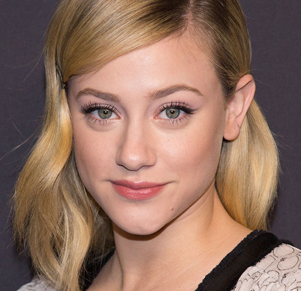 makes-basicos-lili-reinhart-4