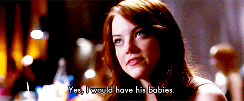 Emma Stone dizendo que, sim, teria os bebês daquele cara