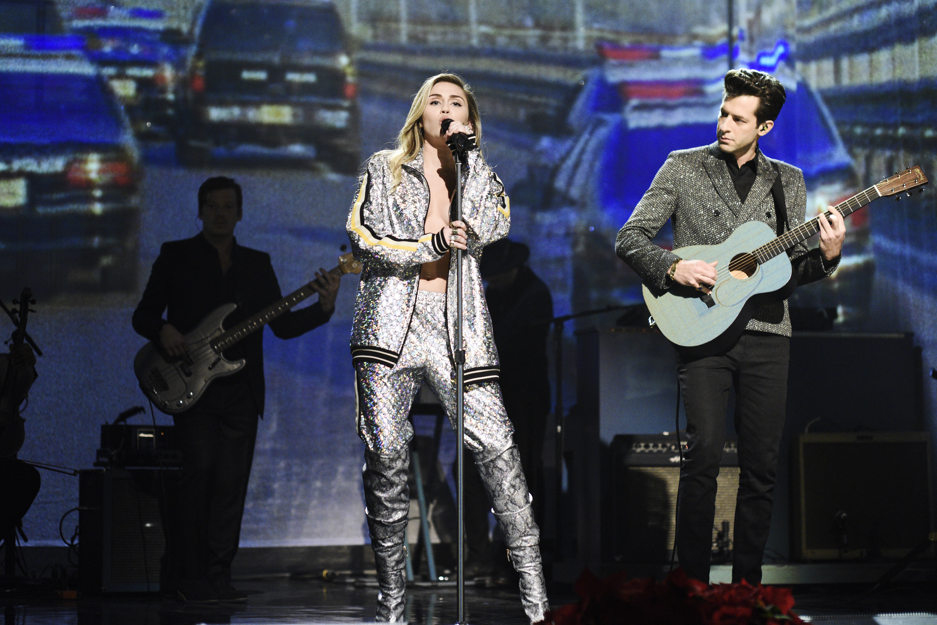 Saturday Night Live – Season 44 miley cyrus snl