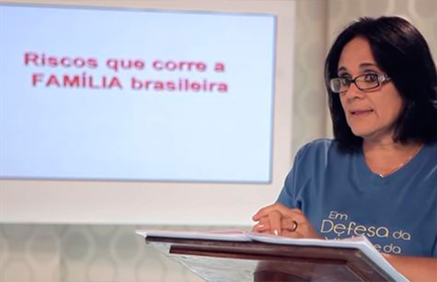 Damares Alves, a ministra que afronta o estado laico e propaga fake news
