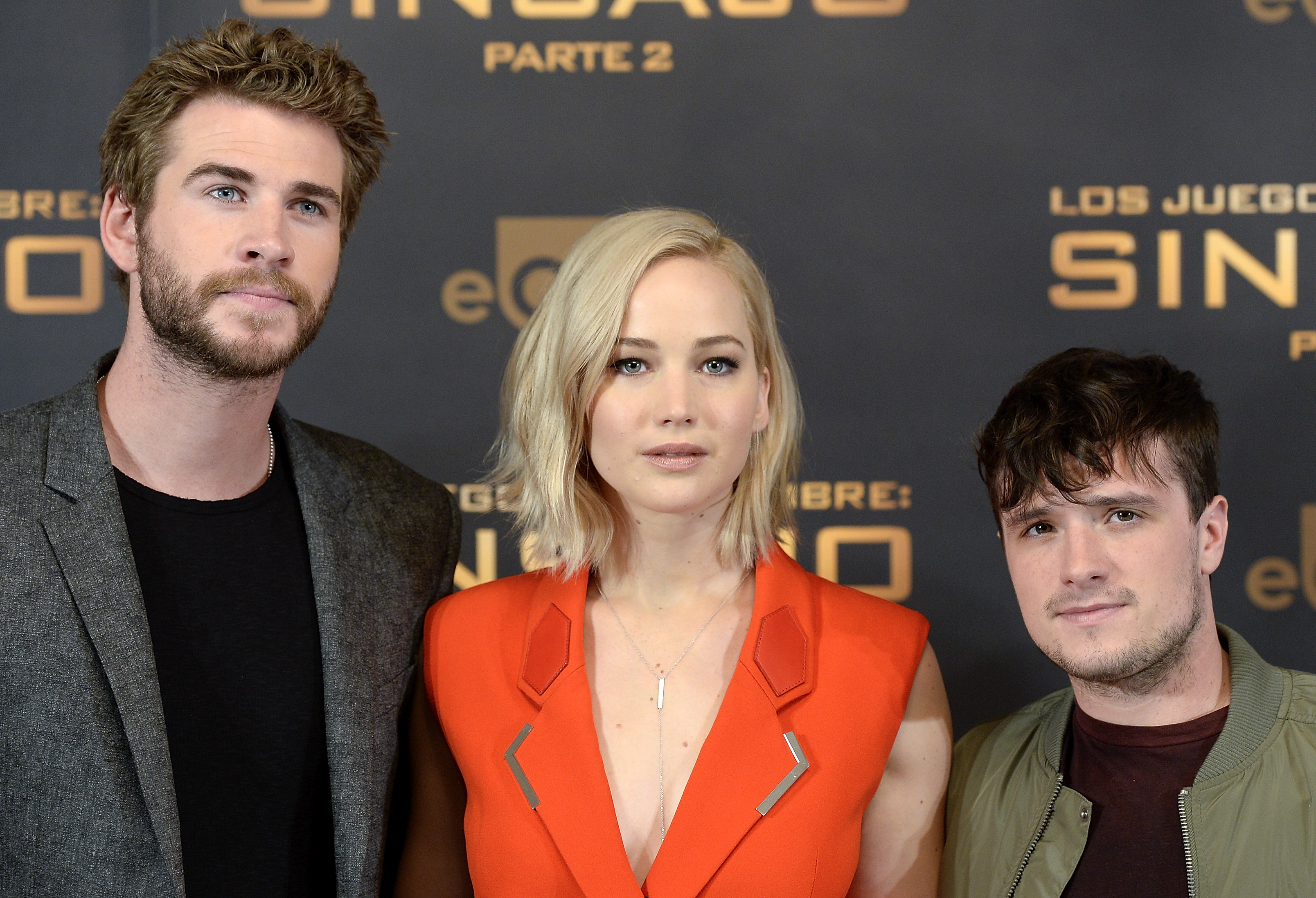 jogos-vorazes-liam-hemsworth-jennifer-lawrence-josh-hutcherson jogos-vorazes-liam-hemsworth-jennifer-lawrence-josh-hutcherson