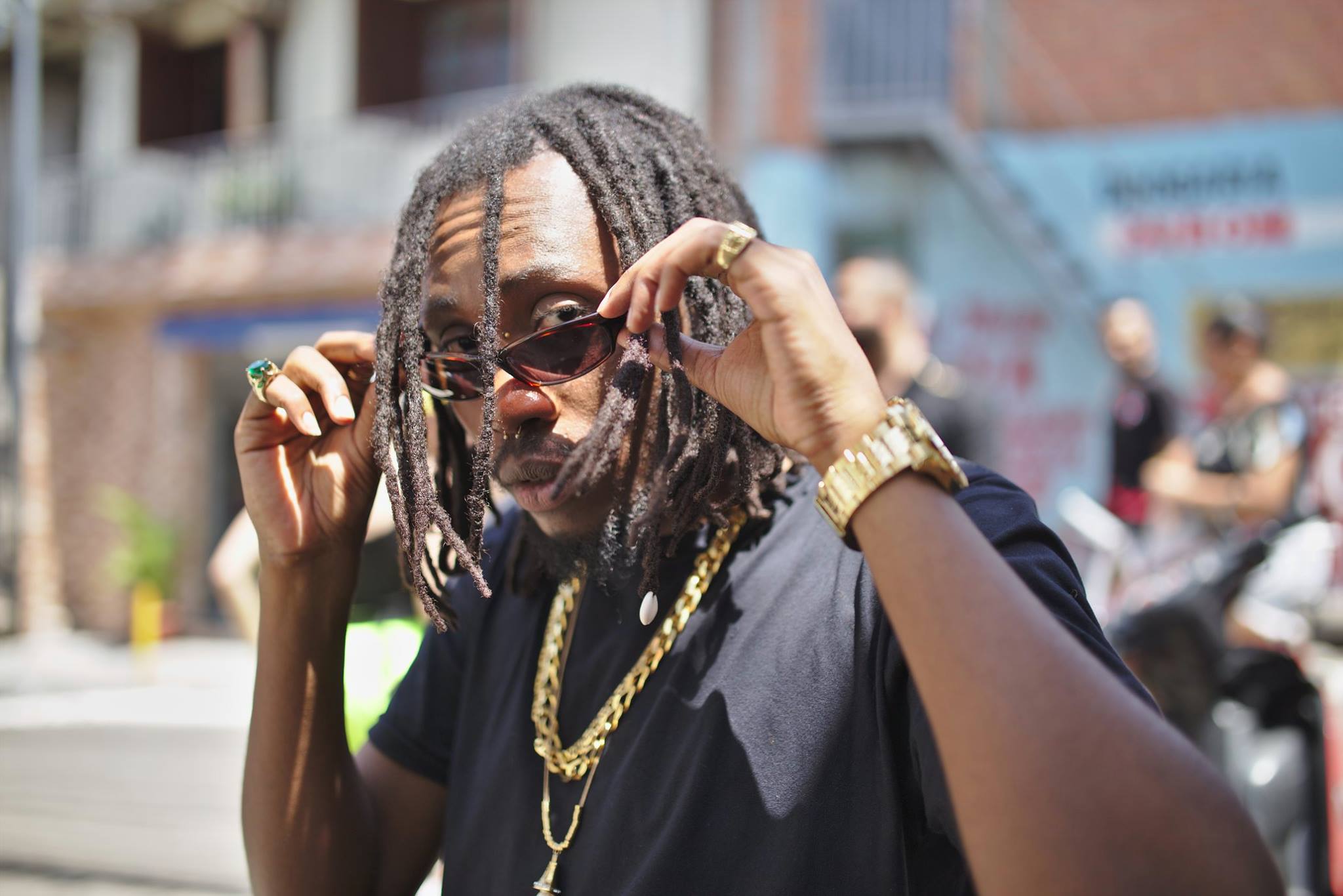 Qual é a cara do rap BR? Rincon Sapiência fala de moda, cultura afro e música