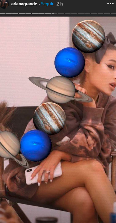 ariana-grande-rabo-de-cavalo-bolhas-1