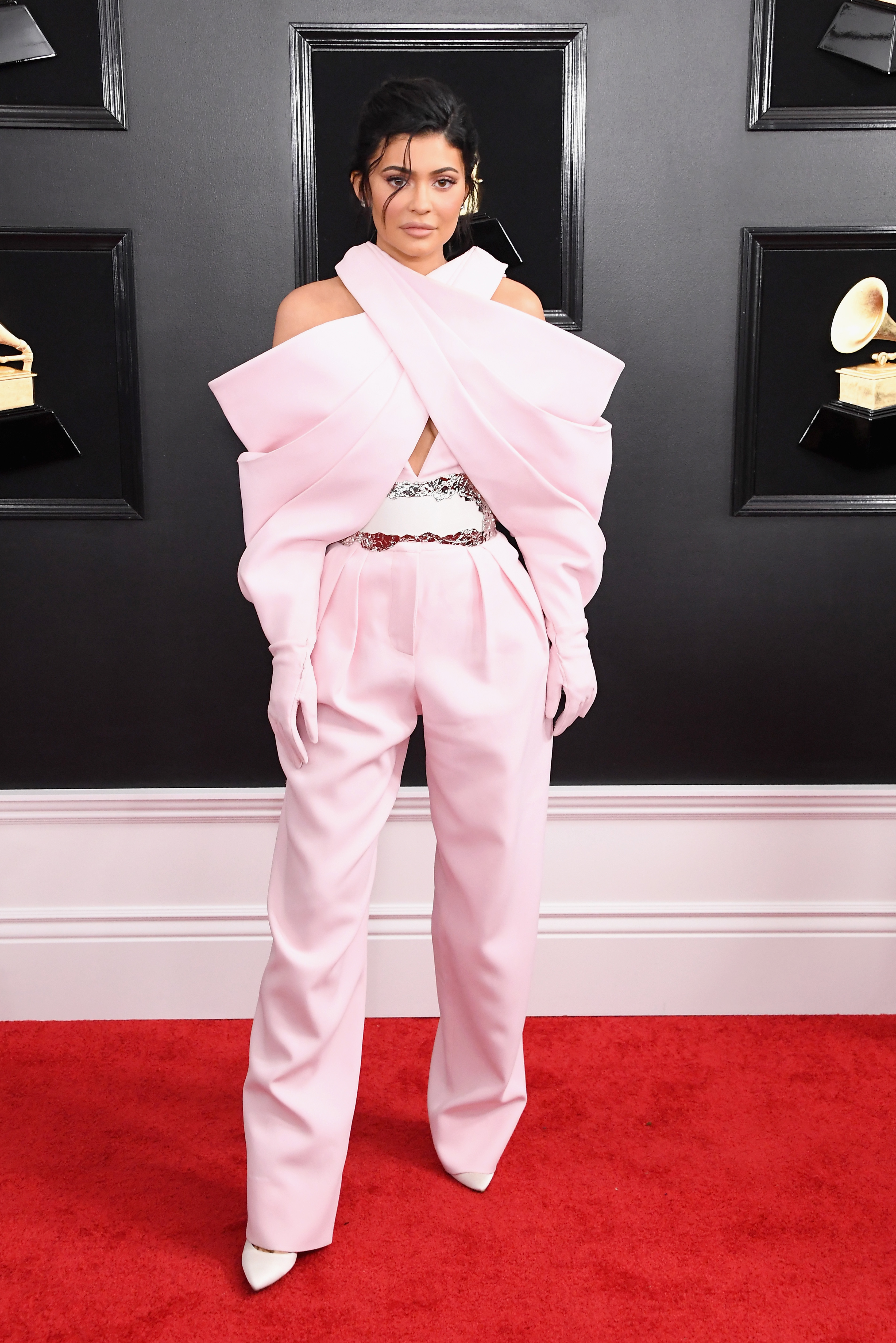 kylie-jenner-look-grammy-2019 Look da Kylie Jenner no Grammy 2019