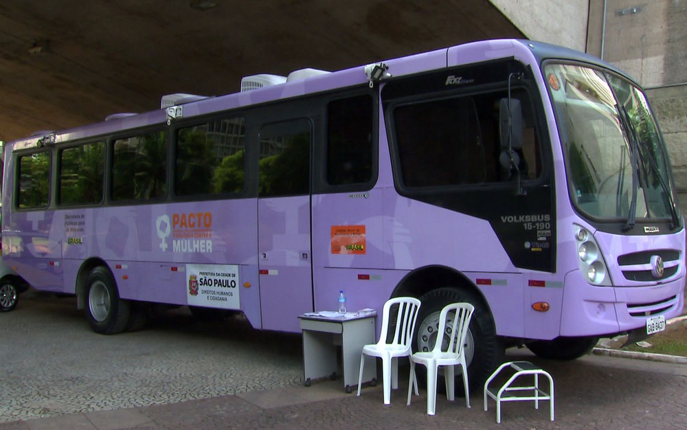 Ônibus lilás vai ajudar mulheres a denunciarem assédio no Carnaval de SP