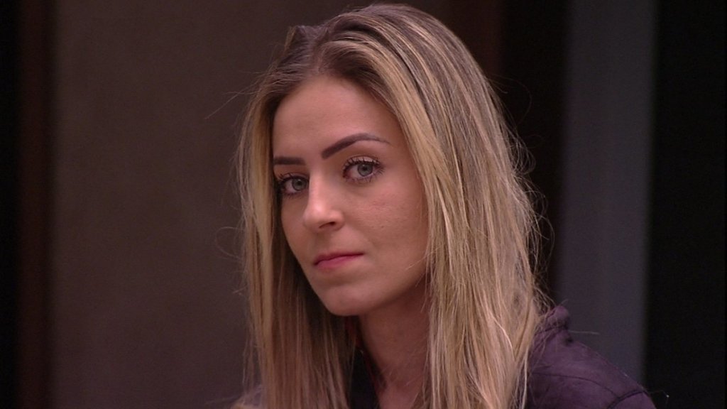 Paula ataca gays no Big Brother Brasil 19