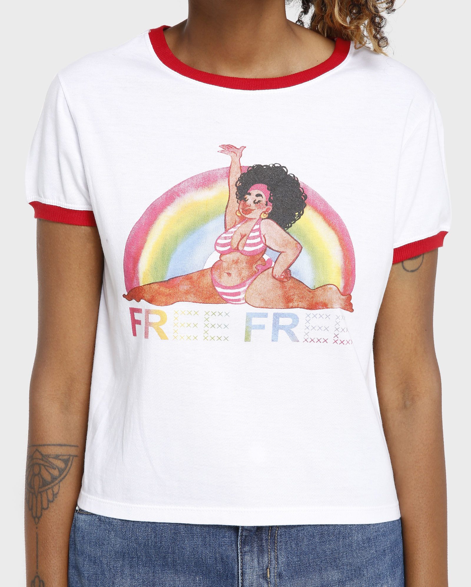 camiseta-free-free-arco-iris-cropped-branca Camiseta Riachuelo x Free Free