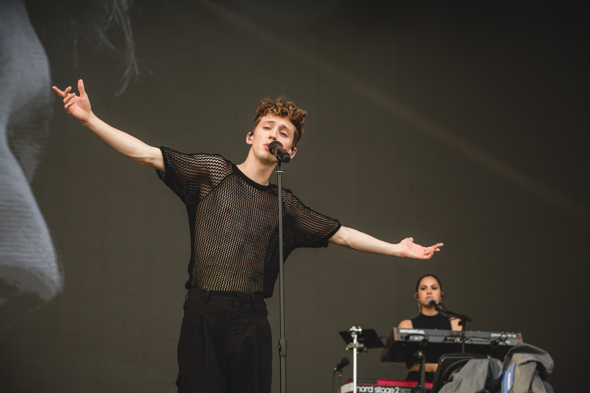 troye-sivan-lollapalooza-2019