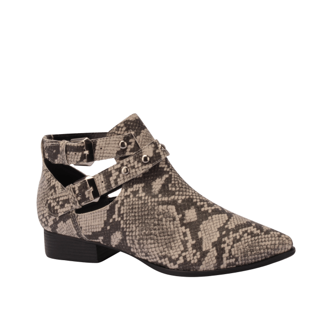 Ankle boot Via Uno (R$ 149*). Ankle boot Via Uno (R$ 149*).