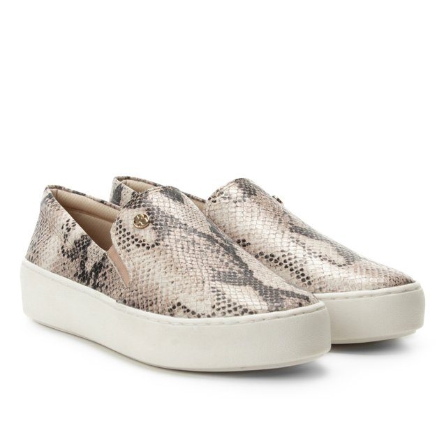 Slip on Bottero para Zattini (R$ 179,99*). Slip on Bottero para Zattini (R$ 179,99*).