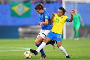 Marta supera jogador alemão e tem o maior número de gols em Copas do Mundo