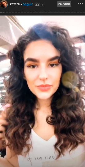 Kéfera com mega hair