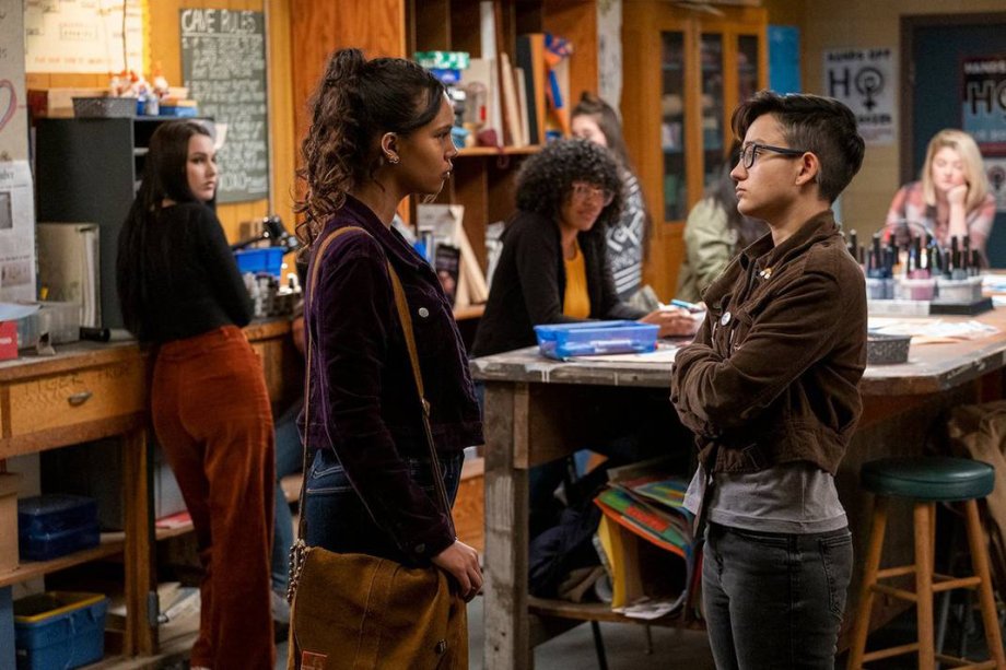 Parece que Jessica (Alisha Boe) vai se tornar ativista pelas causas das mulheres