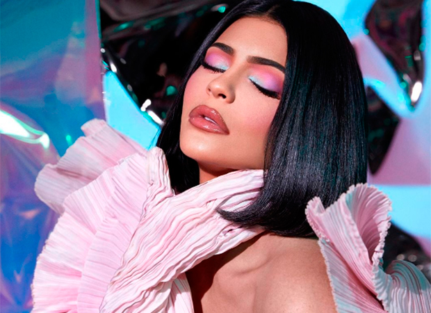 kylie-cosmetics-balmain