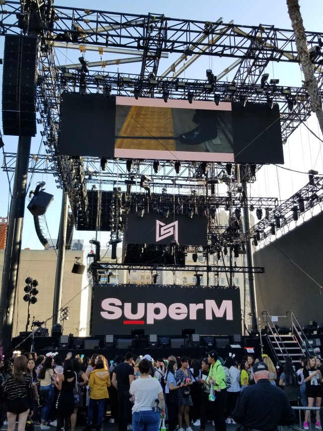 Super M