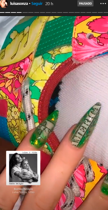 luisa-sonza-nail-art-dolar-2 luisa-sonza-nail-art-dolar-2