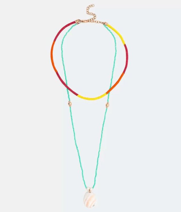 Colar em Camadas com Linha e Miçangas, Renner, R$ 39,90* Colar em Camadas com Linha e Miçangas, Renner, R$ 39,90*
