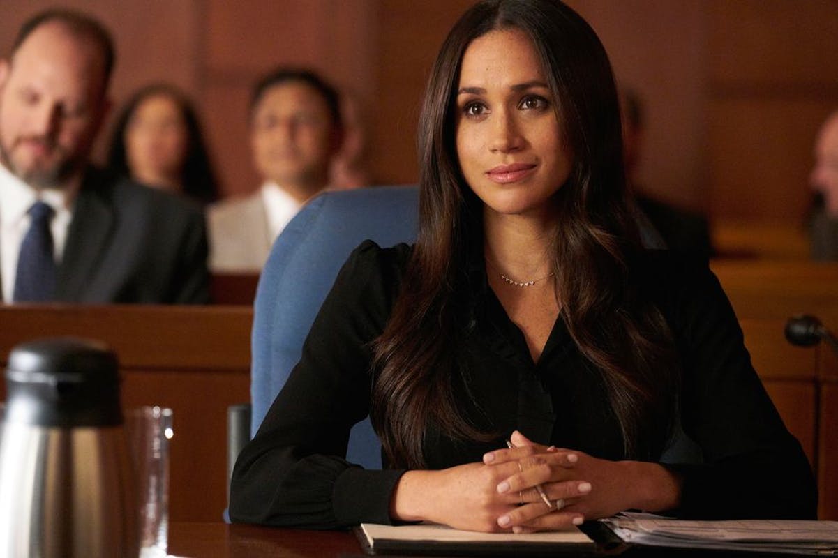 Meghan Markle Usou Suéter De Rachel Zane Em Suits E Os Fãs Piraram Capricho 