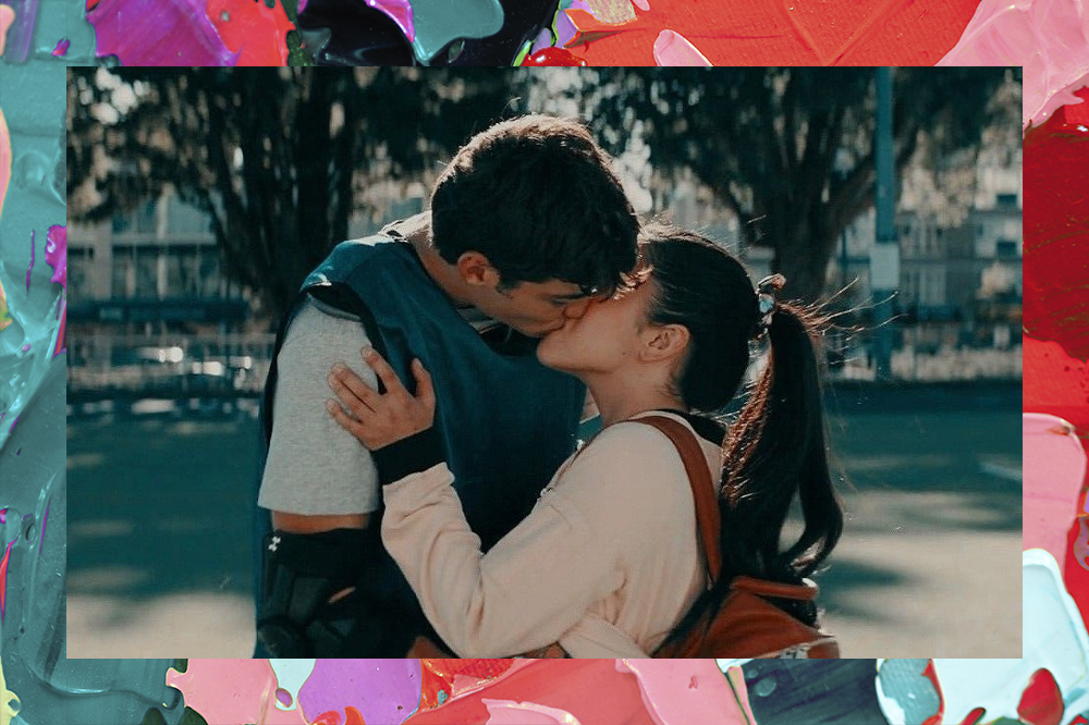 casal se beijando