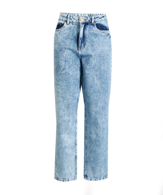 Mom jeans C&A (R$ 79,99*).