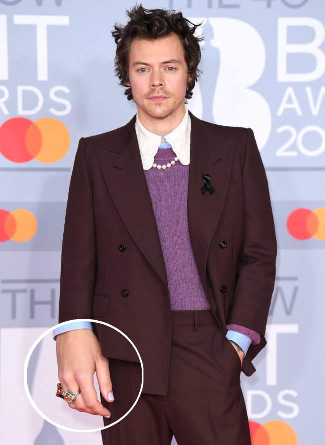 Harry Styles esmalte lavanda2