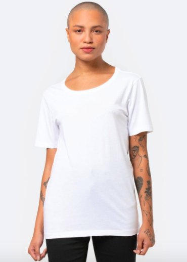 Camiseta branca da Básico.com (R$148*)