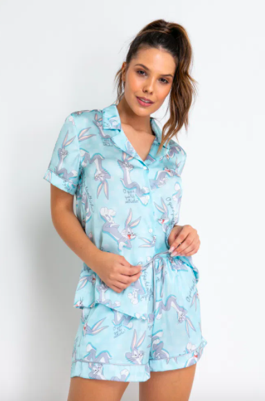 Pijama cetim pernalonga da Acuo (R$ 249,90*)