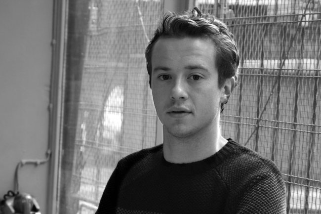WEB1000-Joseph-Quinn-1