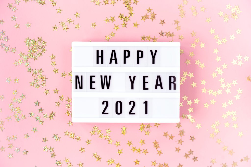Caixa desejando Feliz Ano Novo 2021