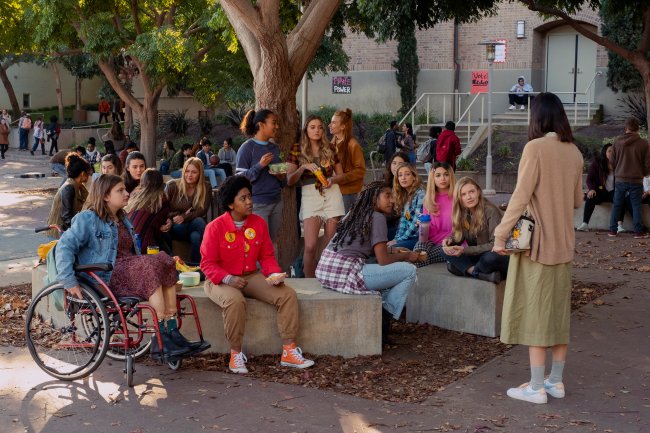 Moxie. Garotas reunidas no filme Moxie