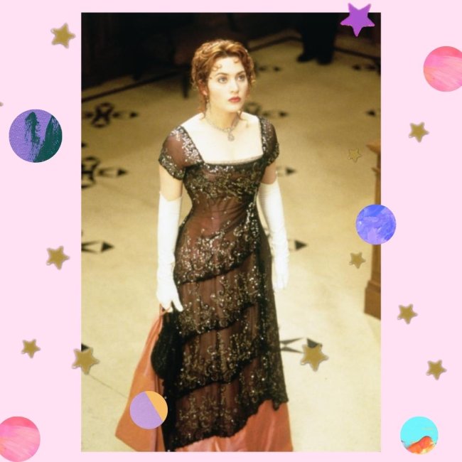Kate Winslet Kate Winslet como Rose, usando o vestido do jantar, com expressão preocupada.
