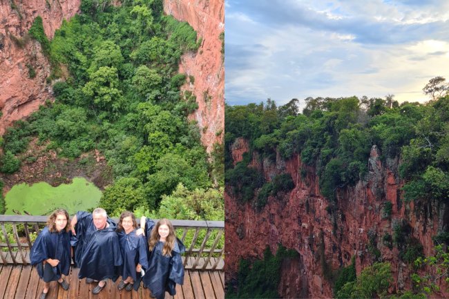 Montagem de duas fotos. Á esquerda, foto de uma família de frente para a doliina. Do outro lado, foto da Dolina.