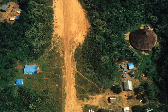Foto aérea de uma região desmatada da Amazõnia