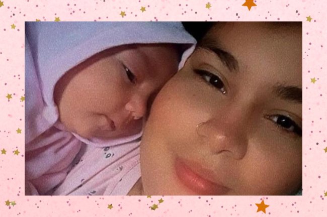 Selfie de Amanda Coelho, uma jovem de 23 anos e sua filha recém nascida