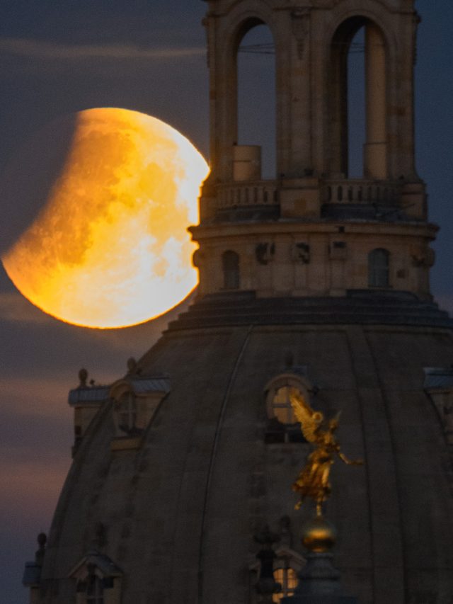 Lua de Sangue pelo mundo: veja fotos do eclipse lunar total desta segunda (16)