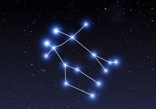 Contelação do signo de Gêmeos sobre o céu estrelado