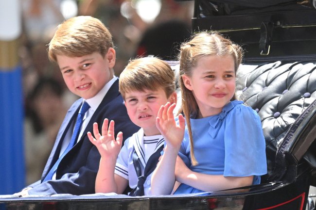 Príncipe Louis durante o Jubilee de Prata da Rainha Elizabeth