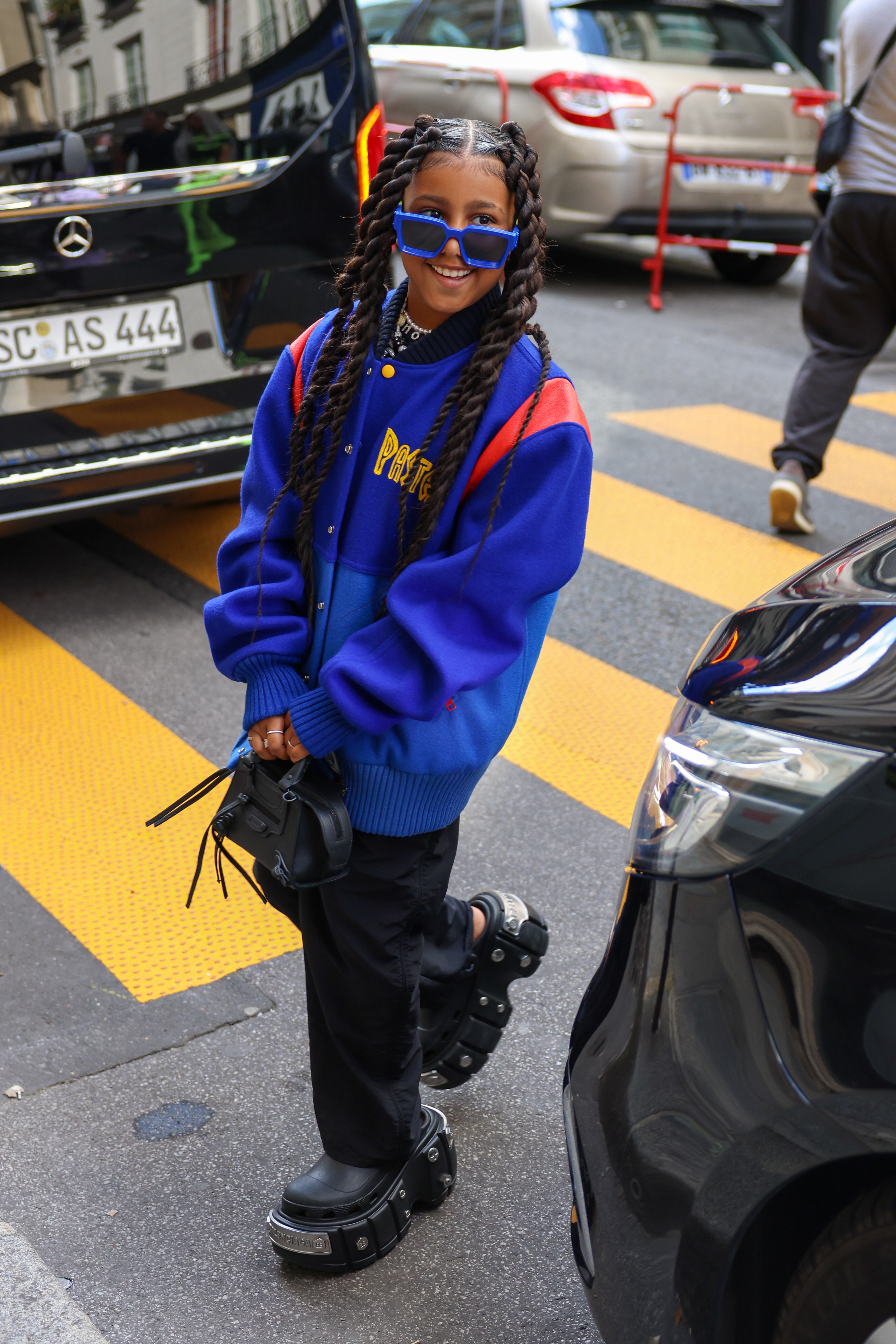 Celebrity Sightings In Paris – July 5th, 2022 North West na semana de moda de alta-costura em Paris