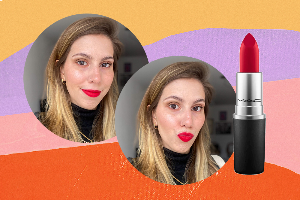 Montagem em fundo colorido de duas fotos da repórter de moda e beleza da CAPRICHO, Sofia Duarte, usando maquiagem com batom vermelho e, ao lado, a foto em still do produto