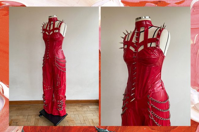 Look vermelho exclusivo feito para Demi Lovato pela estilista Mayari Jubini, da marca Artemisi
