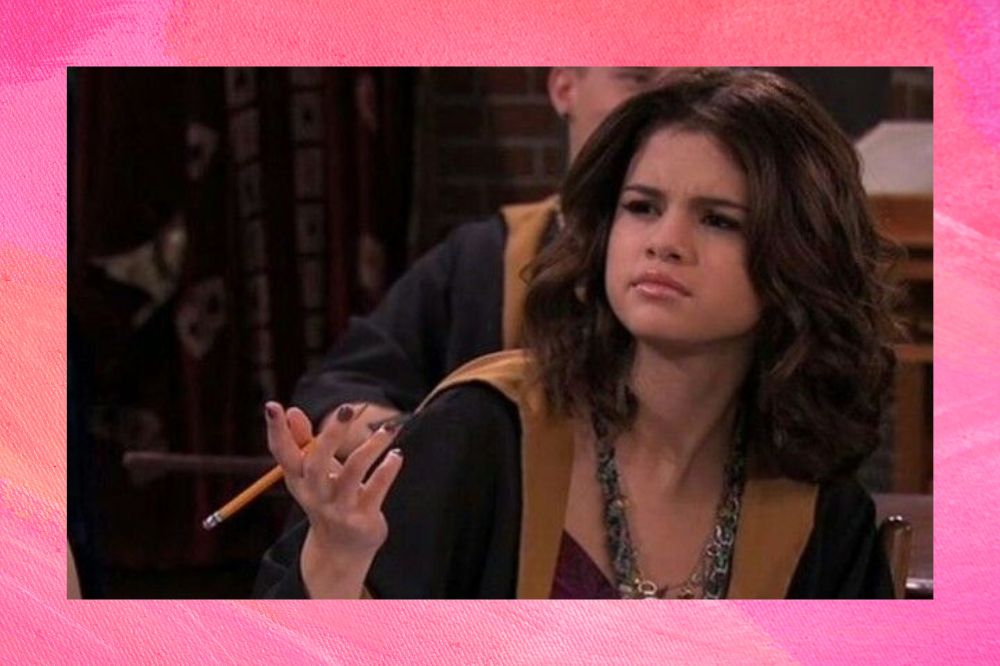 Selena Gomez como Alex Russo