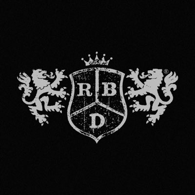 Logo do RBD em um fundo preto