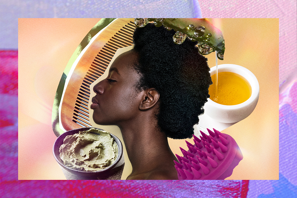 Colagem com garota negra de perfil e itens ao fundo, como escova massageadora de cabelo, pente e máscara de cuidados, em fundo laranja e montagem com fundo roxo, azul e lilás