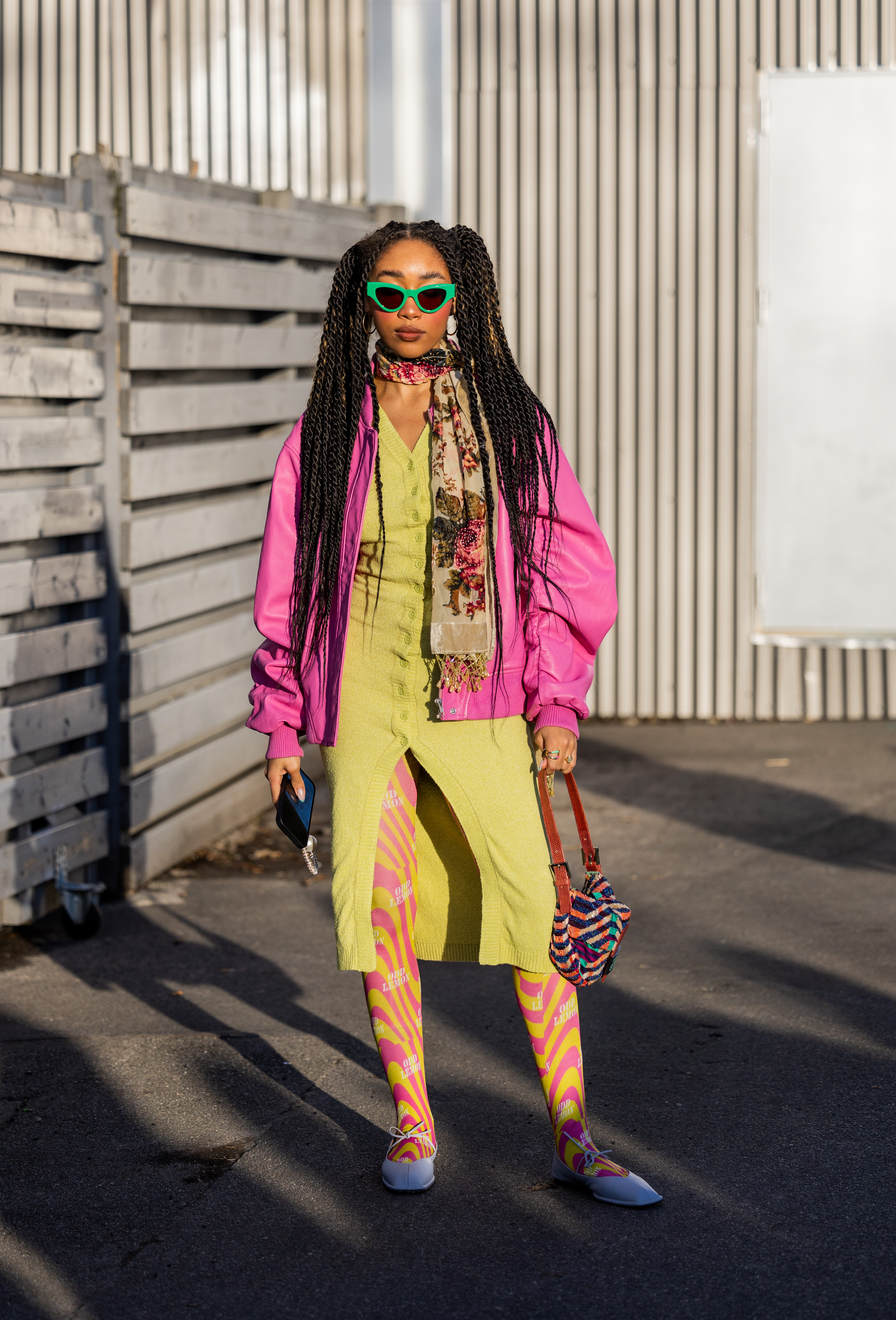 Street Style – Day 4 – Copenhagen Fashion Week Autumn/Winter 2023 Look de convidada na semana de moda de Copenhagen