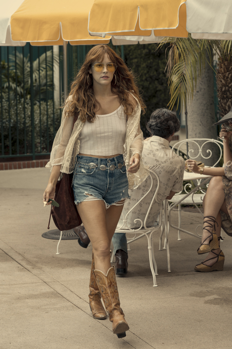 look-bota-daisy-jones-and-the-six Look com bota Daisy Jones & The Six
