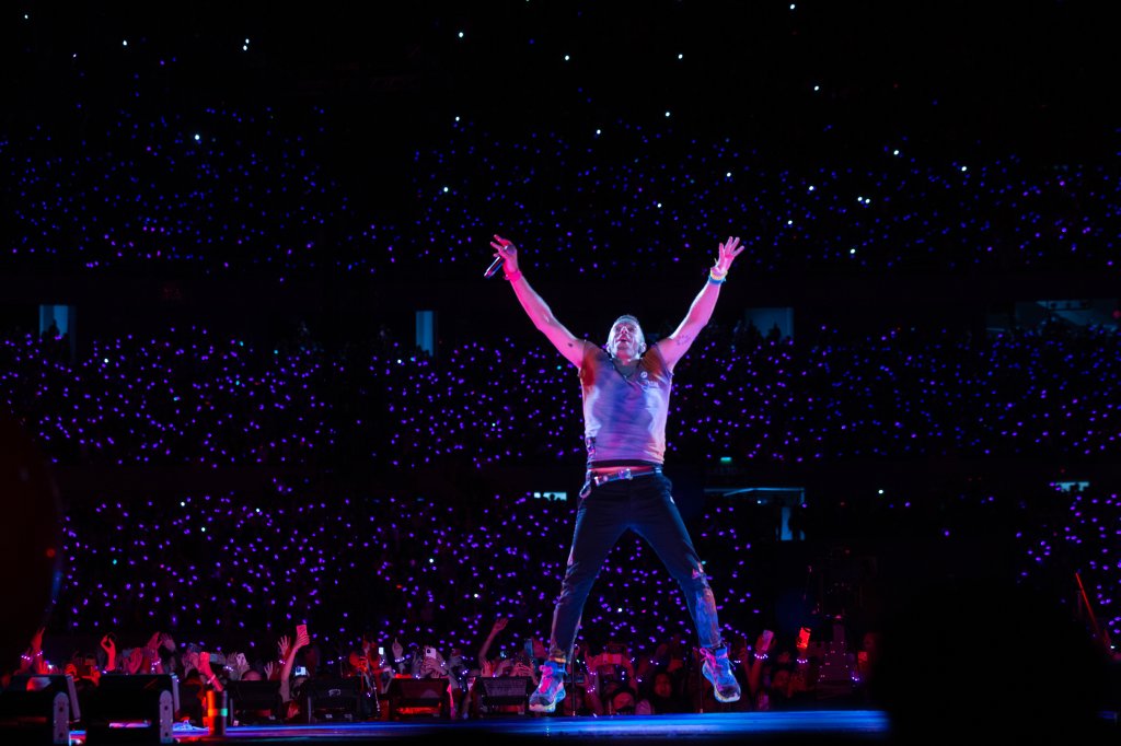 Show da turnê Music Of The Spheres do Coldplay em Buenos Aires, na Argentina