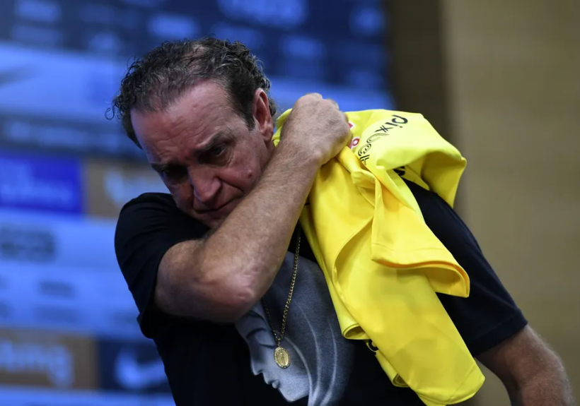 técnico cuca deixa o corinthians