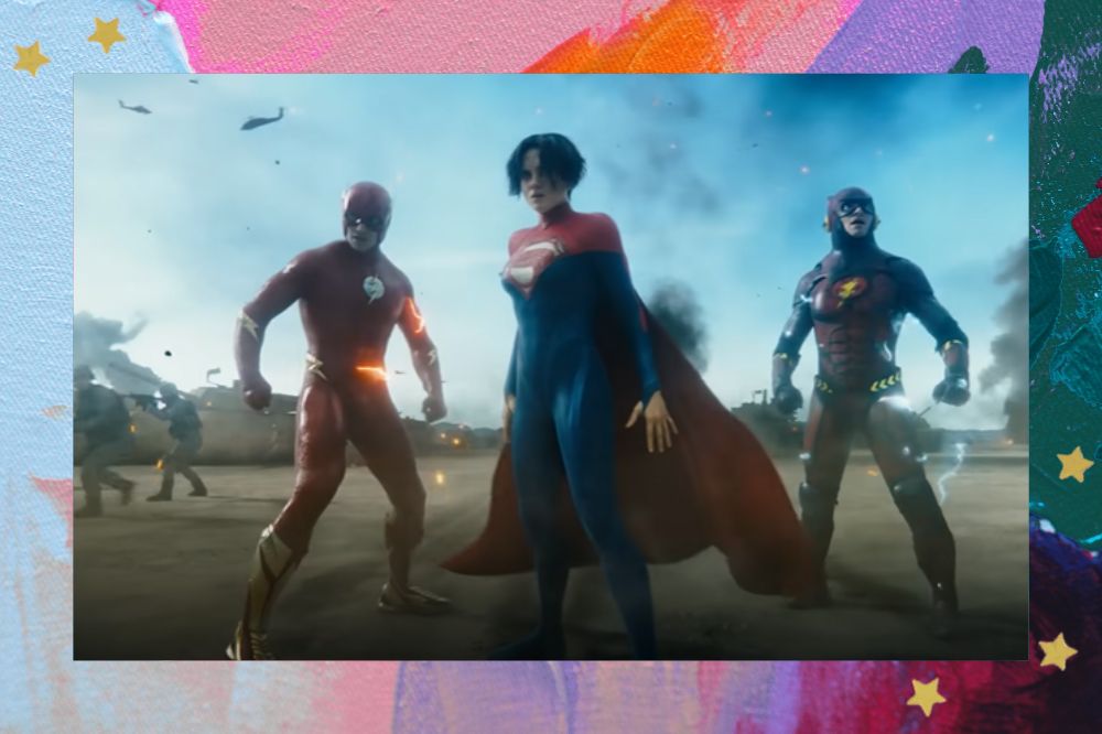 Cena de The Flash com heróis em uma batalha durante o dia; eles estão um ao lado do outro observando algo; a margem é uma textura nas cores azul, rosa, laranja, lilás, verde, roxo e preto; estrelas amarelas decoram a imagem