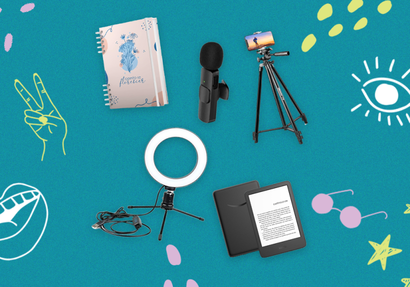 Produtos de gravação de vídeo como tripé, ring light, microfone e mais em um fundo verde decorado com elementos com estrelas amarelas, bolinhas rosa, olho branco e mais