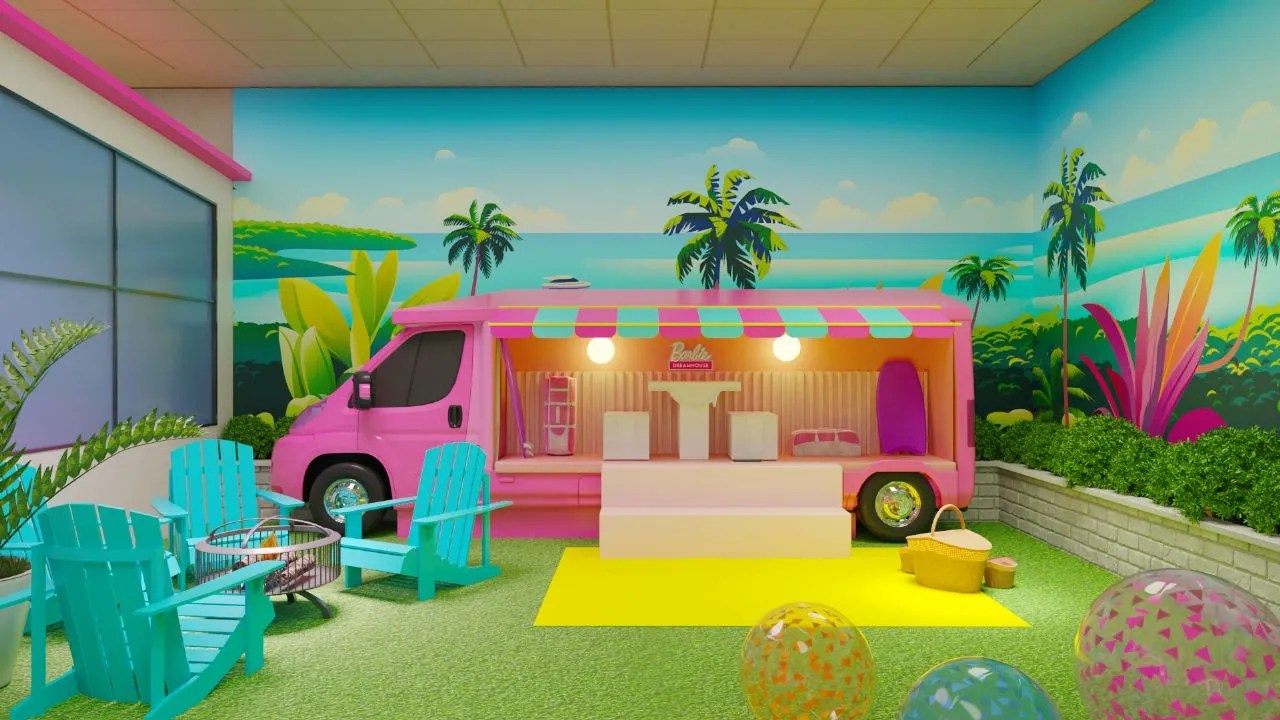 Foto do trailer e do quintal da Barbie na exposição 'Casa da Barbie’, que chega em São Paulo